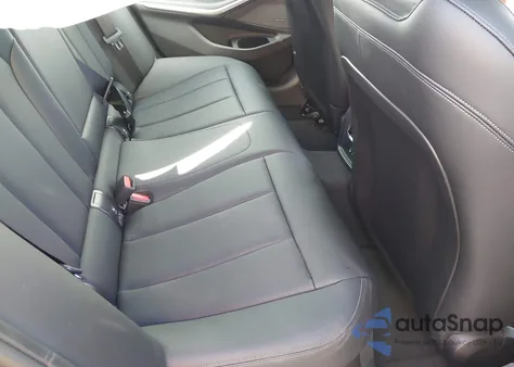 2025 BMW 330I z USA, uszkodzony, nr VIN 3MW69CW01S8F33859